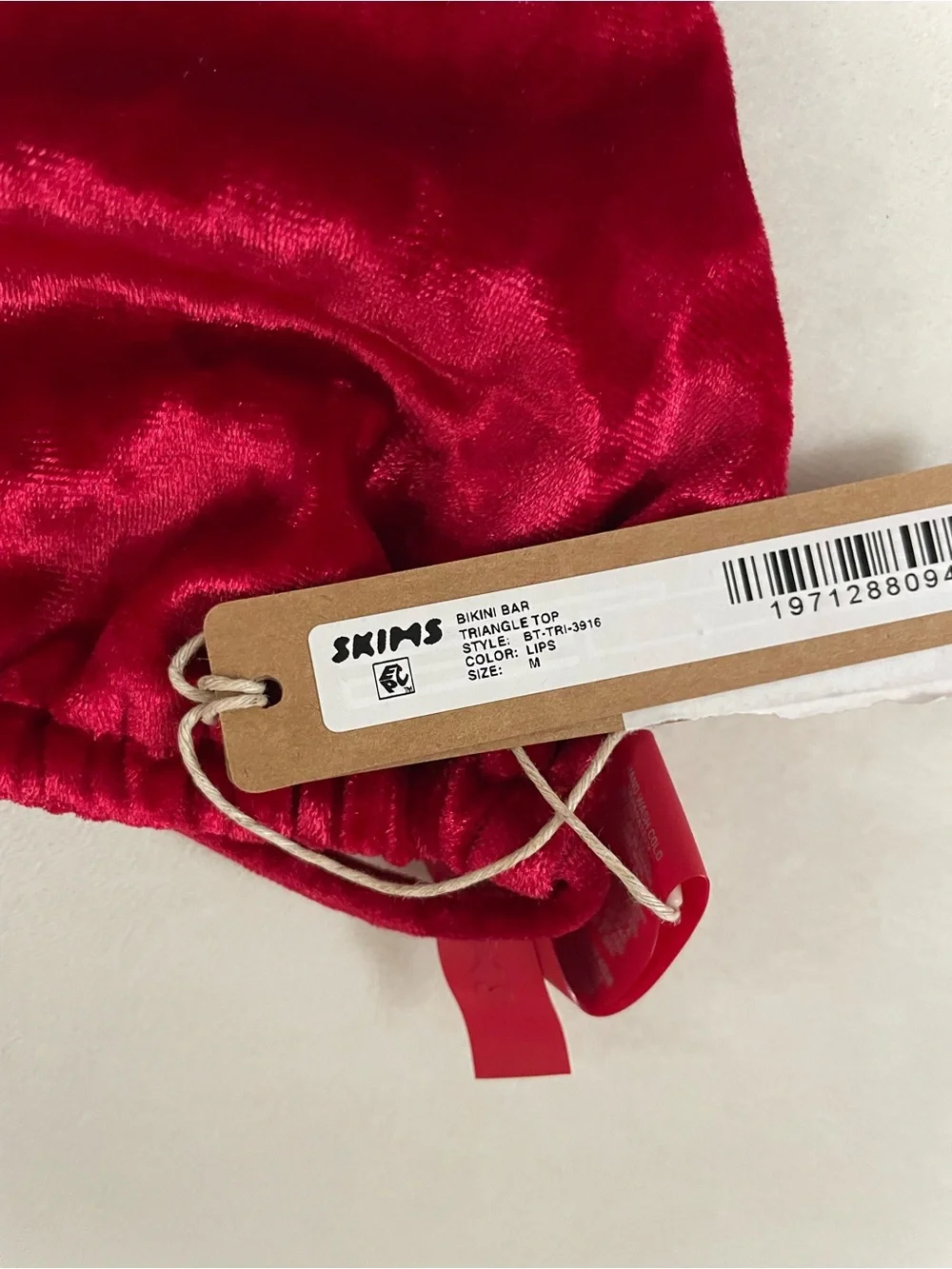 SKIMS 2Pc SET NWT Triangle Bikini Top & Tie-Side Bottom Velvet Lips Red Size M